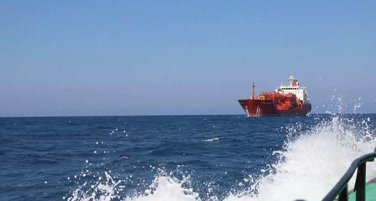 إمضاء محضر اجتماع حول اجراءات فتح خط بحري بين تونس وليبيا