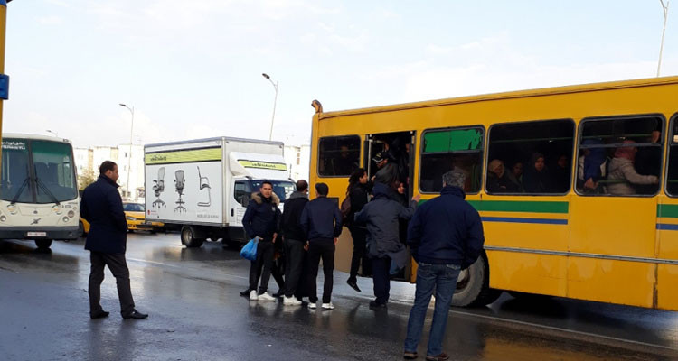 العاصمة: وفاة كهل سقط من حافلة عمومية