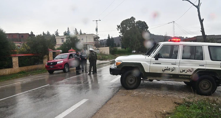 عودة حركة المرور بعين دراهم بعد فتح الطرقات