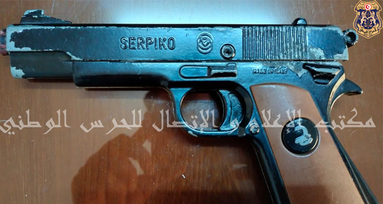 حجز مسدس إيطالي الصنع في تاكلسة