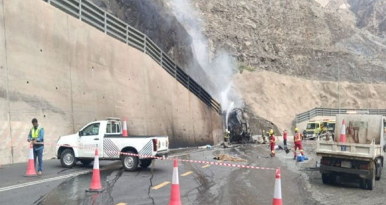 مصرع 20 معتمرا وإصابة 29 آخرين في حادث مروري في السعودية