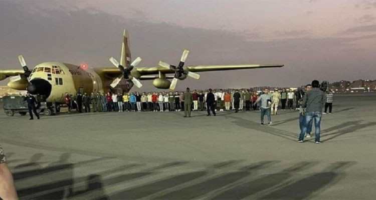 مع اشتداد القتال في الخرطوم: الجيش السوداني يوافق على المساعدة في إجلاء الأجانب