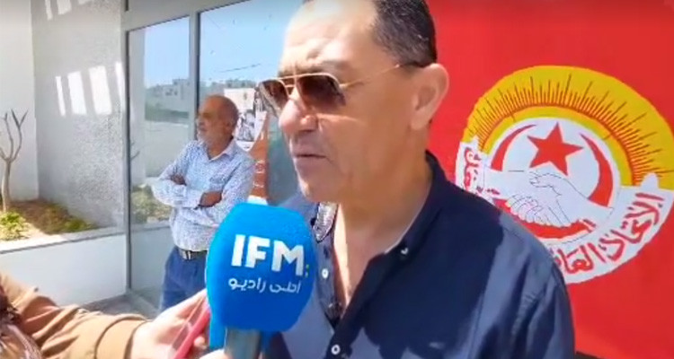 معلمو التعليم الأساسي بصفاقس يحتجون للمطالبة بمفاوضات جدية