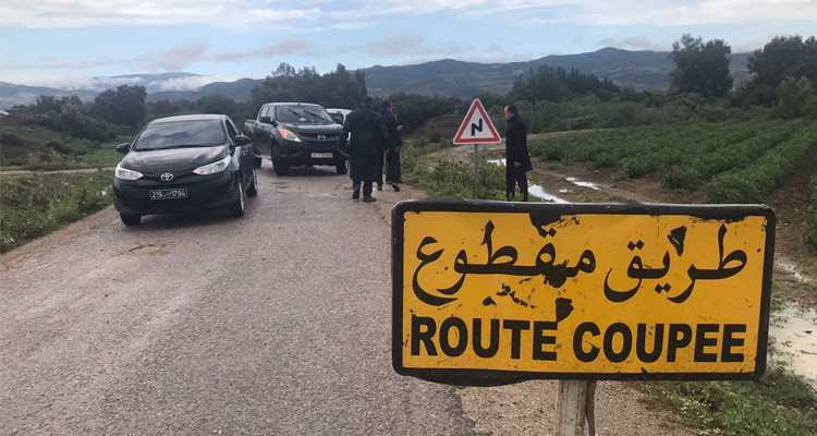 جندوبة: انقطاع حركة المرور بين الدخايلية ووادي مليز جراء فيضان وادي الرغاي