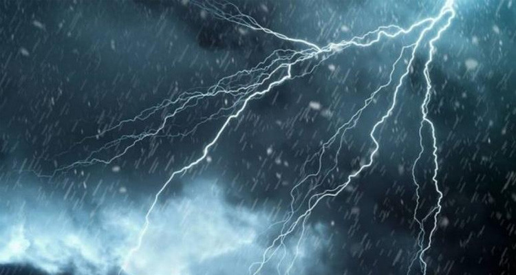 أمطار متفرقة ورعدية اليوم بالشمال والمرتفعات