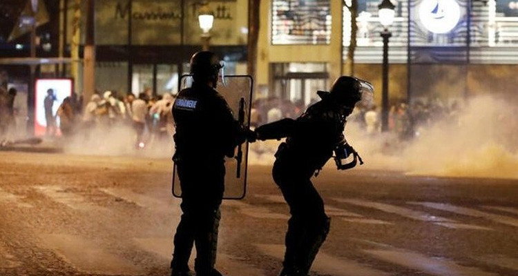 احتجاجات فرنسا: إيقاف 667 شخصا ليلة البارحة وإصابة 247 شرطيا ودركيا