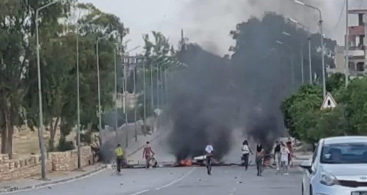 شقيق أحمد صولي: أخي قتل برصاصة أمني ولا نريد تدخل الأمن في الجنازة اليوم