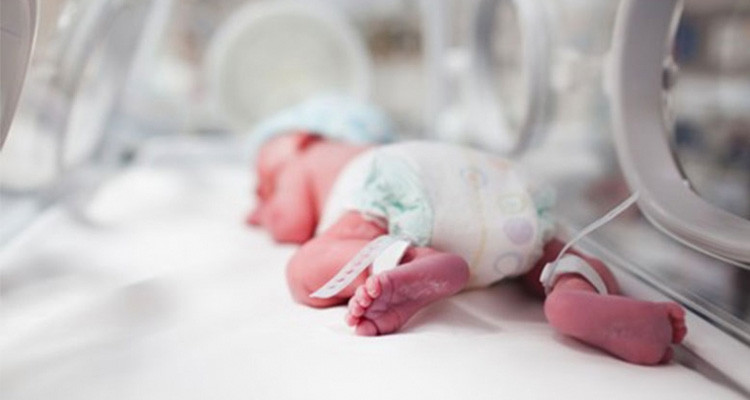 كاتب عام جامعة الصحة ينفي أن تكون وفاة الرضع ناتجة عن خطأ بشري