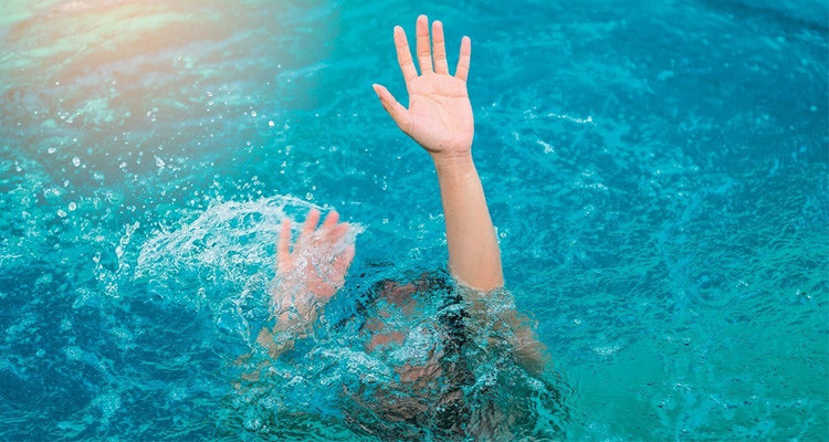 وفاة شاب جزائري في مسبح أحد النزل بالحمامات