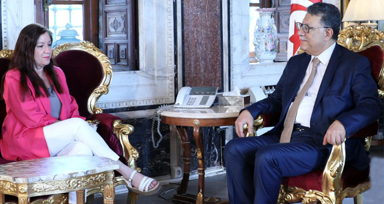 سفيرة كوبا تؤكد رغبة بلادها في مزيد توطيد العلاقات البرلمانية بين البلدين