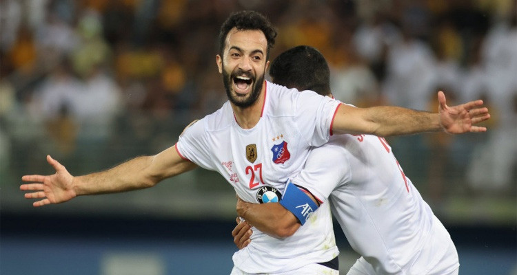 العمري والخنيسي يقودان الكويت الكويتي للفوز في افتتاح الدوري الكويتي
