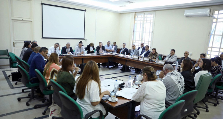 لجنة الحقوق والحريات تصادق على مقترح القانون المتعلق بت**يم التطبيع