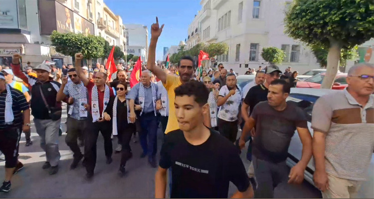 اتحاد الشغل يدعو منظوريه للتظاهر في كل الجهات والساحات العمومية