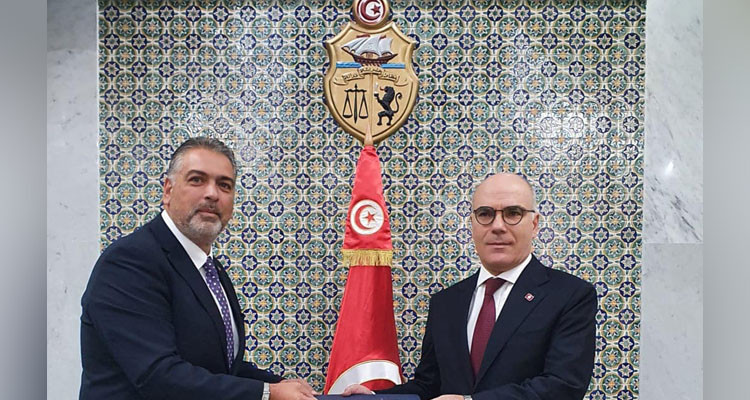 سفير رومانيا الجديد بتونس يسلم نسخة من أوراق اعتماده