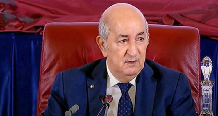 الرئيس الجزائري ينهي مهام الوزير الأول أيمن عبد الرحمان