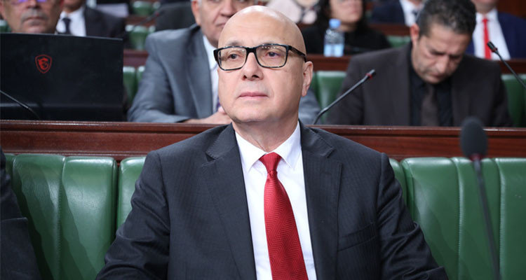 وزير الفلاحة خلال جلسة استماع في البرلمان