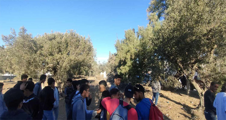 كهل يقدم على الانتحار أمام مدرسة إعدادية بالحمامات