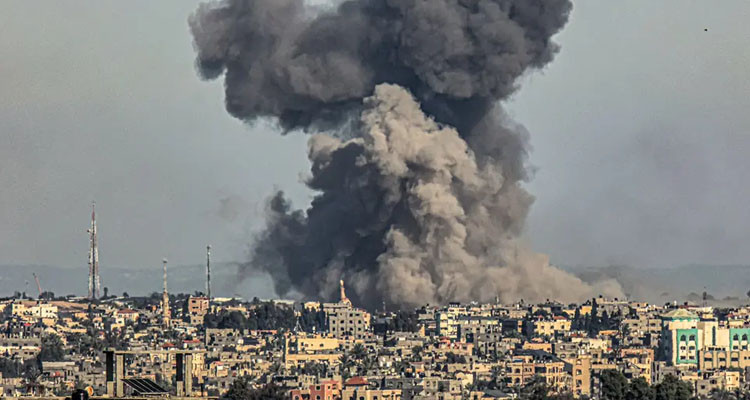 الصحة العالمية تحذر من وباء كبير وحالة جوع حقيقية في غ/ز/ة