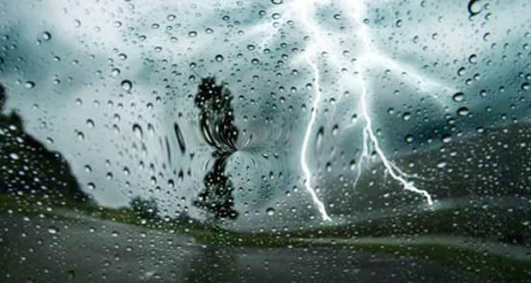 أمطار رعدية وأحيانا غزيرة في هذه المناطق اليوم