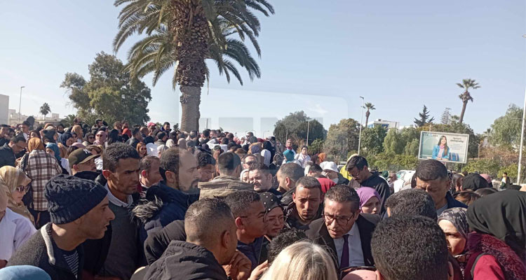 فضلون: النواب سيلعبون دور الوسيط بين الأساتذة النواب ووزارة التربية