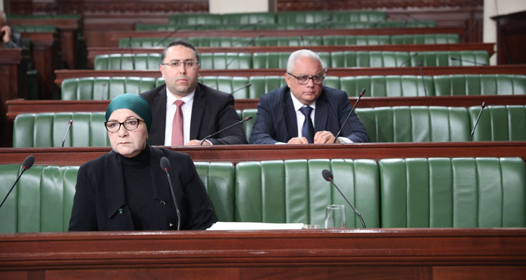 البرلمان ينظر في مشروع قانون يتعلق بالموافقة على اتفاقية تسليم المجرمين بين تونس والجزائر