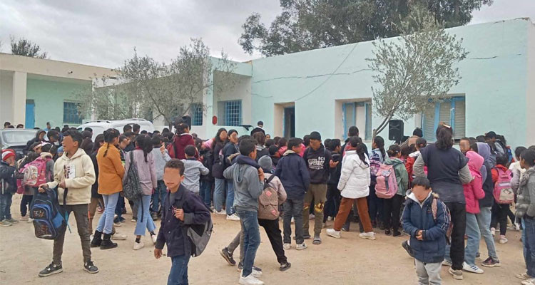 القيروان: قافلة صحّيّة متعدّدة الاختصاصات تضمنت عيادات طبية للنساء والاطفال