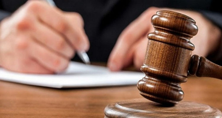 المتهمون في قضية التآمر يرفعون إضراب الجوع