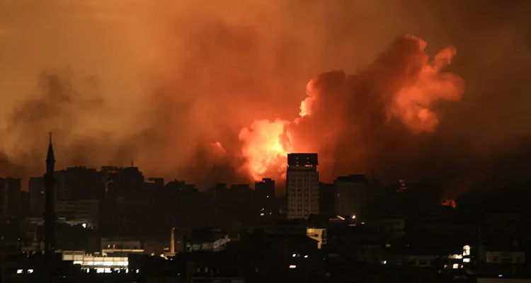 عشرات الشهداء والجرحى في قصف لل/ا/ح،ـت/لا/ل على مناطق مختلفة من غ/ز/ة