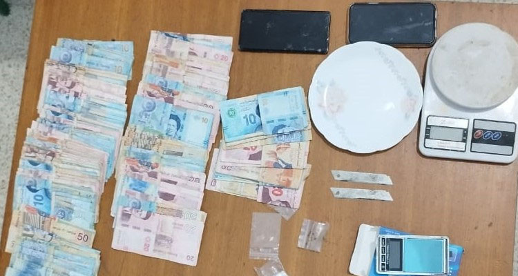 حجز كمية  من مخدر القنب الهندي  والإحتفاظ بشخصين في سوسة