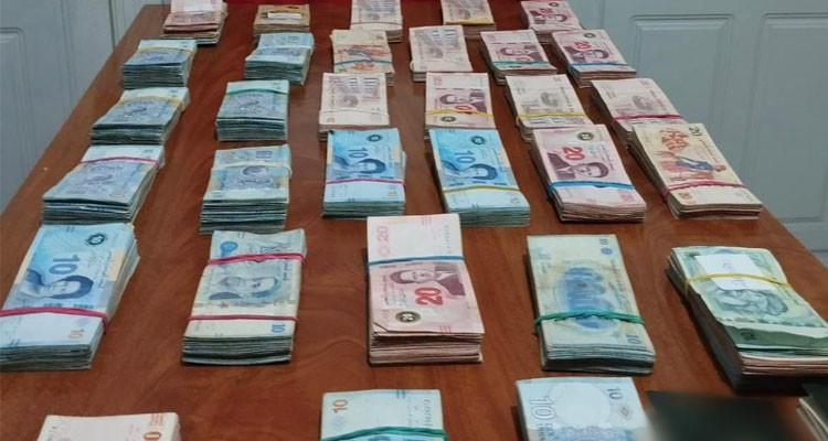 مجاز الباب: حجز مبلغ مالي من العملة التونسية مجهول المصدر