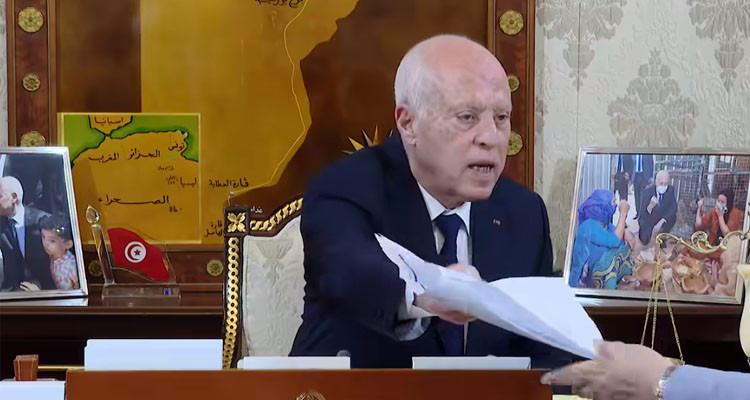 قيس سعيد: تمويلات أجنبية تحصّلت عليها جمعيات تونسية بأكثر من ملياري دينار