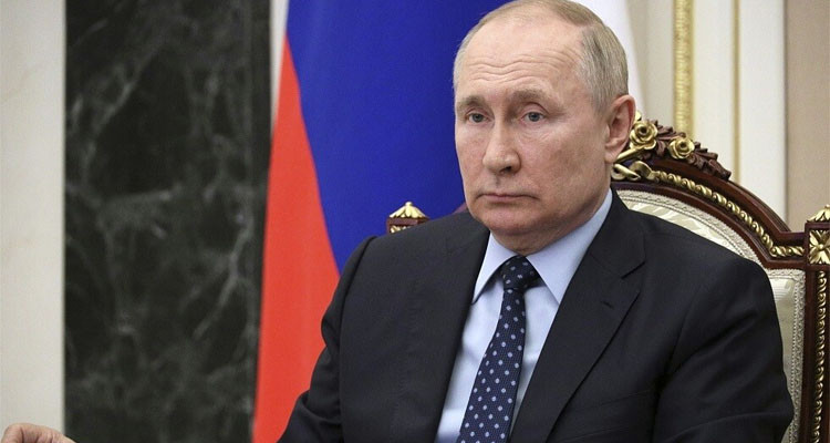 بوتين: العائلات كثيرة الأطفال يجب أن تصبح القاعدة السائدة في روسيا