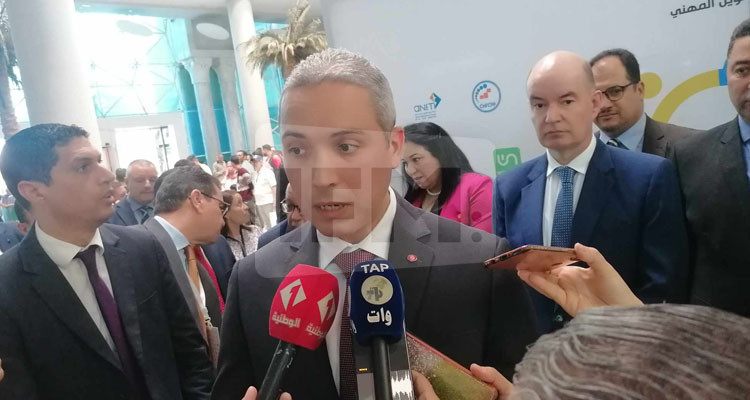 وزير السياحة: هناك تطور على مستوى الحجوزات والثقة في الوجهة السياحية التونسية