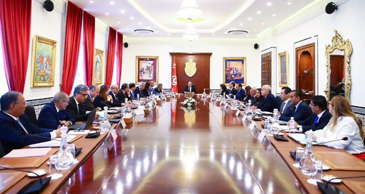 الحشاني: تونس تستعد لتقديم سياساتها التجارية أمام المنظمة العالمية للتجارة الأشهر القادمة