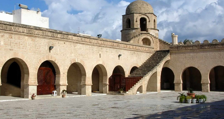 توحيد توقيت صلاة عيد الأضحى في جوامع سوسة