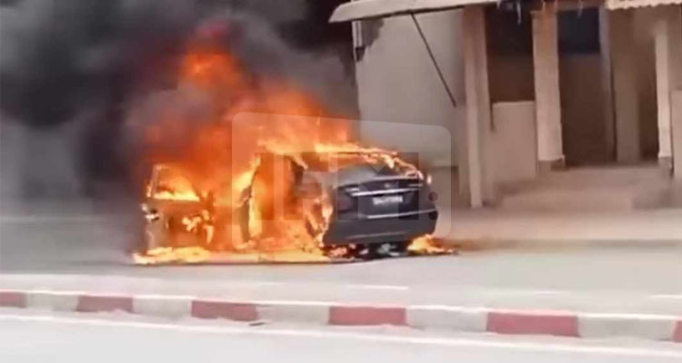 بنزرت: نجاة عائلة بأعجوبة بعد احتراق سيارتها على طريق منزل بورقيبة