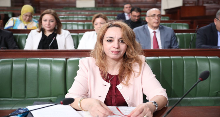 البرلمان ينظر اليوم في مشروع القانون المتعلّق بعطل الأمومة والأبوّة
