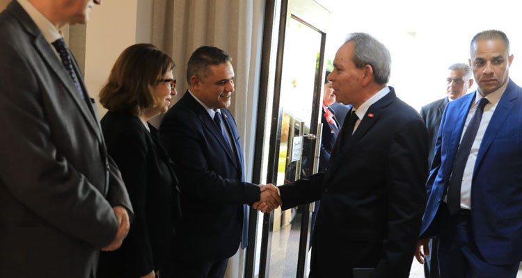 رئيس الحكومة يؤدي اليوم زيارة عمل إلى ليبيا