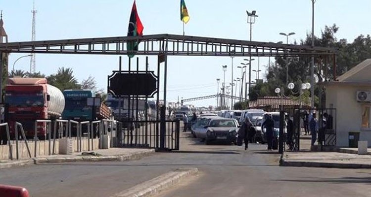 اجتماع بمعبر رأس جدير استعدادا لعودة الحركة التجارية به
