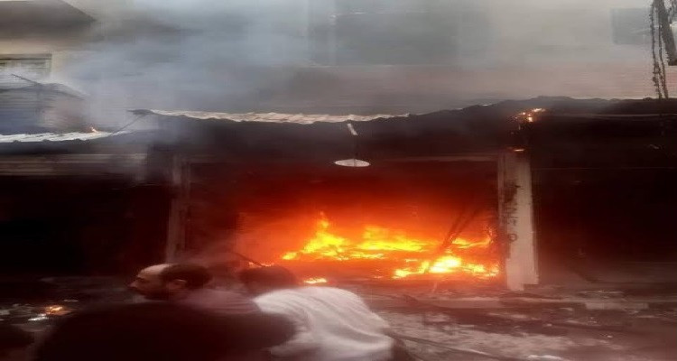 بني خيار:  نفوق عديد من المواشي والطيور في حريق بإسطبل بمدينة الصمعة