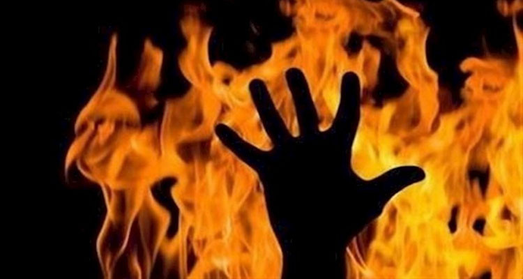 كهل يضرم النار في جسده في قفصة