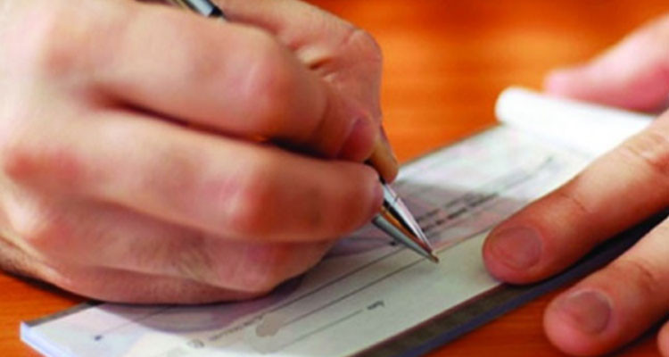 العاصمة: القبض على شخص محكوم بـأكثر من 100 عام سجنا