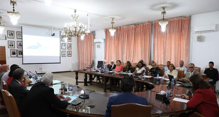 جلسة عمل بمقر الإدارة العامة للإسكان