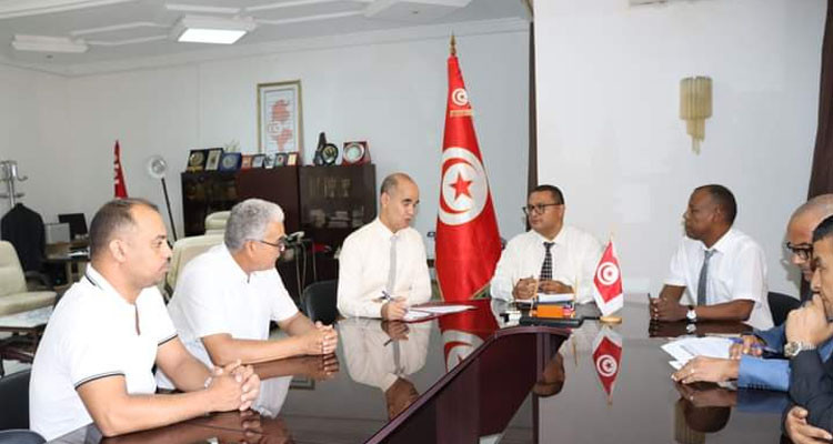  والي قبلي الجديد يطلع على مدى الإستعداد للعودة المدرسية 