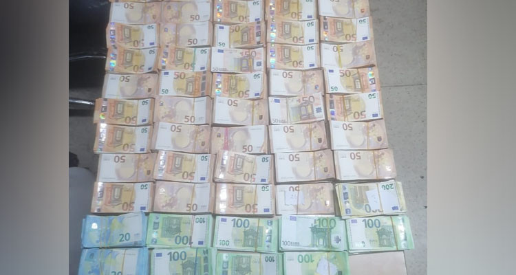 الديوانة ببن قردان تحبط محاولة تهريب عملة أجنبية تفوق قيمتها 620 ألف أورو