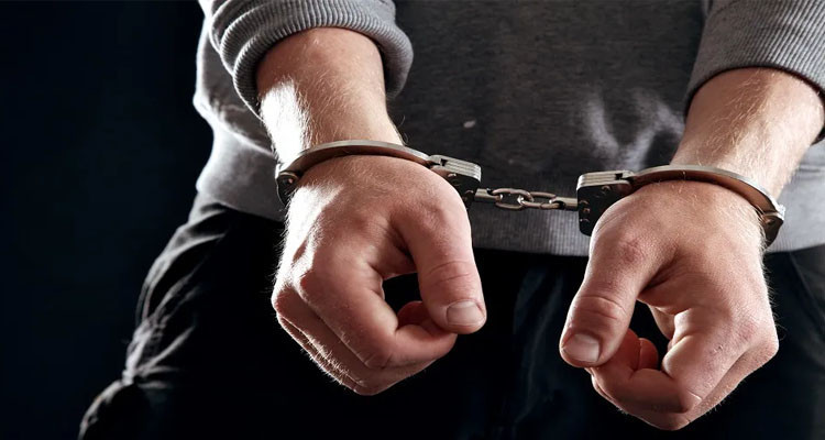 سوسة المدينة: الاحتفاظ بشخص من أجل المسك بنية الاستهلاك والترويج لمادة مخدرة