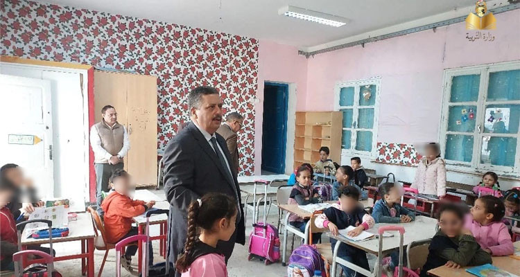 وزير التّربية يؤدي زيارة غير معلنة إلى مؤسسات تربوية بأريانة