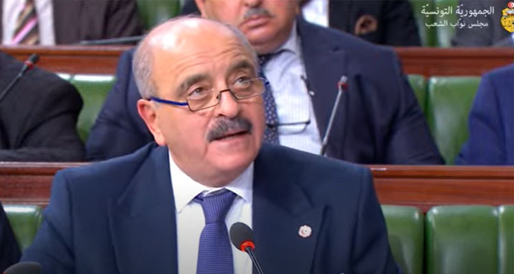 وزير الخارجية في البرلمان