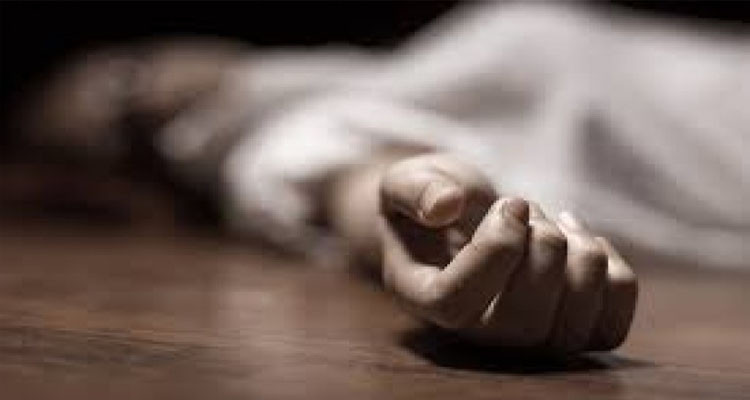 مجاز الباب: وفاة إمرأة بعد إضرامها النار في جسدها