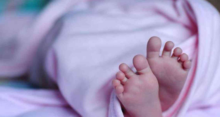 وفاة رضيع سقط في إناء كبير الحجم مملوء بالماء في القصرين